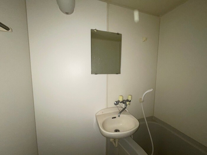 物件内観写真12　(洗面)