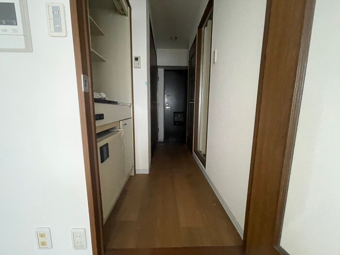 物件内観写真19　(廊下)