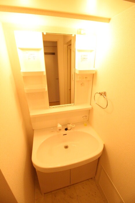 物件内観写真9　(洗面)