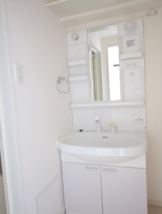 物件内観写真12　(洗面)