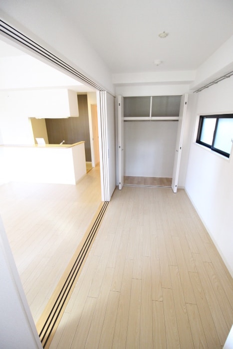 物件内観写真13　(居室)