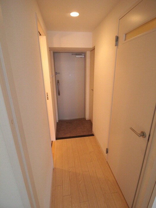 物件内観写真21　(玄関)