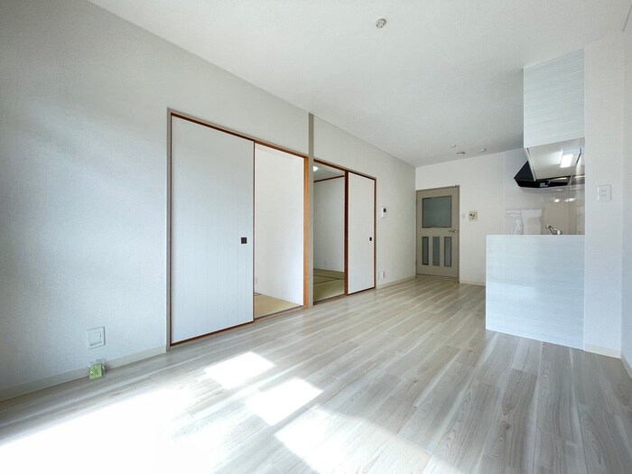 物件内観写真8　(居室)