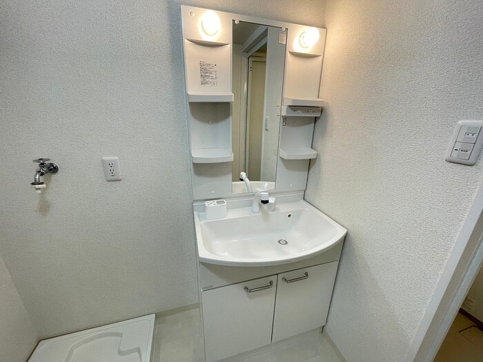 物件内観写真13　(洗面)