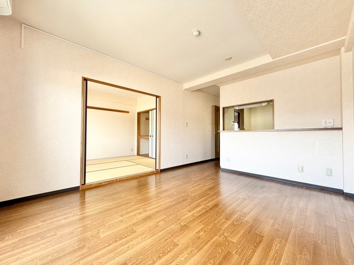 物件内観写真7　(居室)