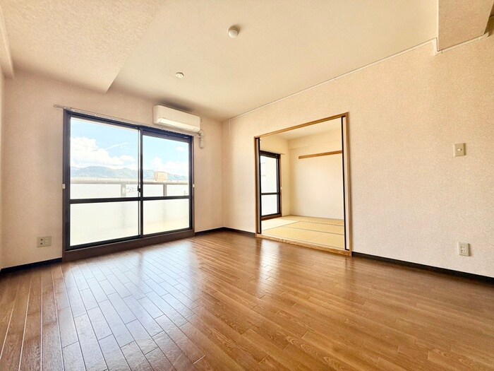 物件内観写真9　(居室)