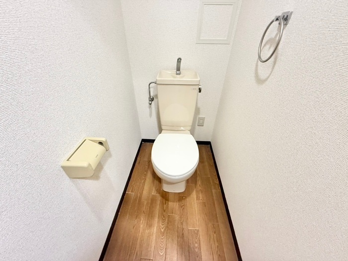 物件内観写真14　(トイレ)