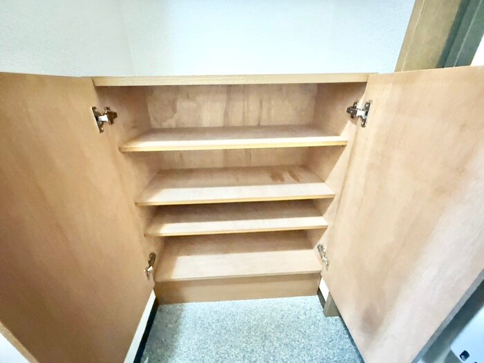 物件内観写真18　(靴箱)
