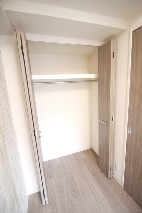 物件内観写真16　(収納)