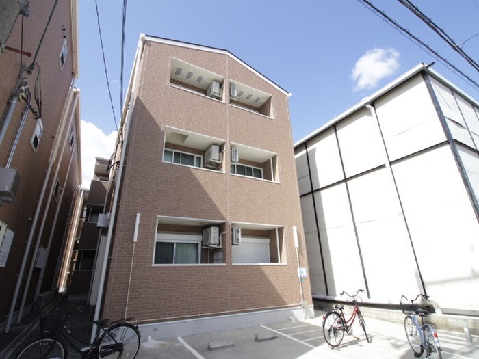 物件外観写真2　(外観写真)