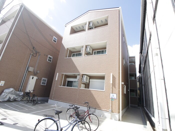 物件外観写真6　(外観写真)