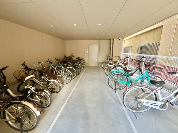 駐輪場