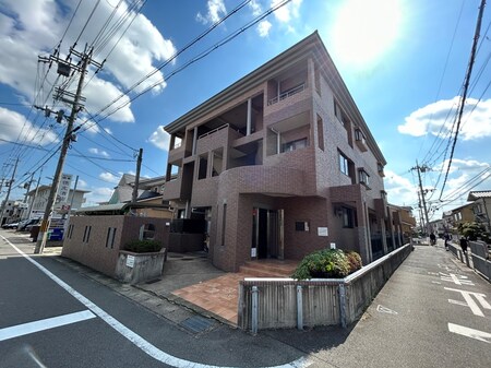 パレセゾンドゥジエーム外観写真
