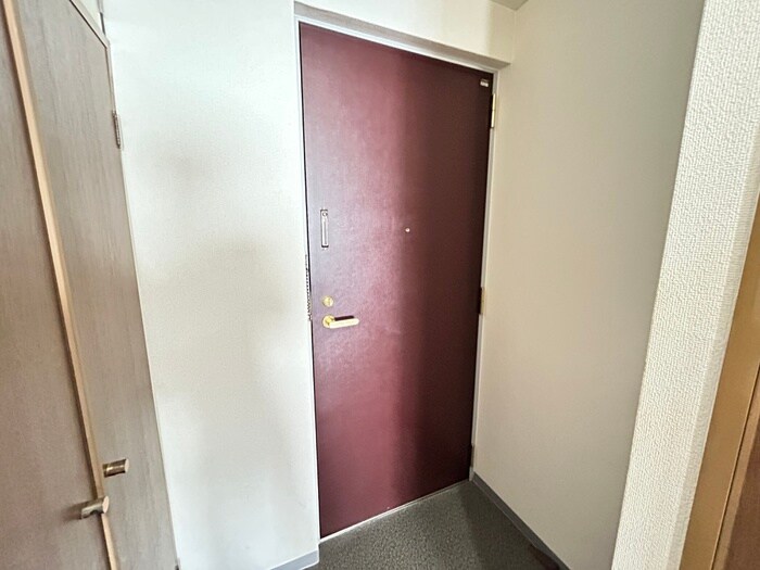物件内観写真22　(玄関)