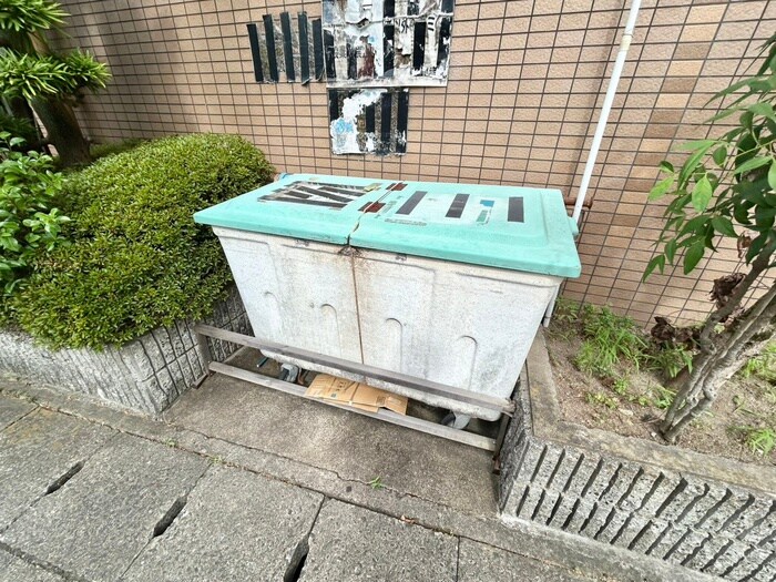 物件外観写真6　(建物設備)