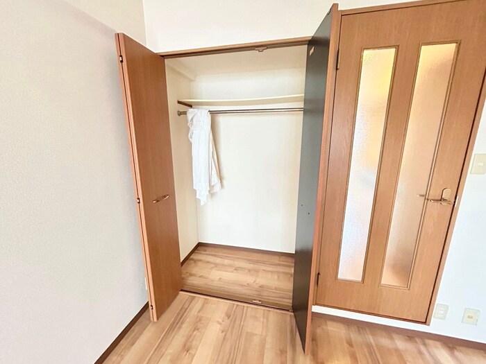 物件内観写真13　(収納)