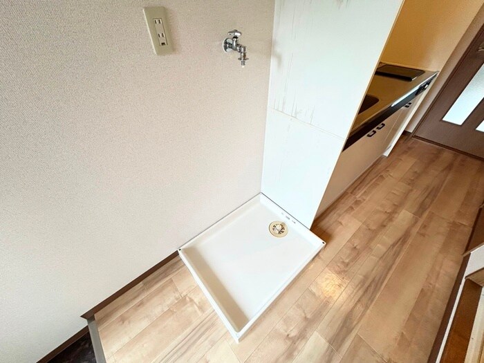 物件内観写真22　(洗濯機置場)