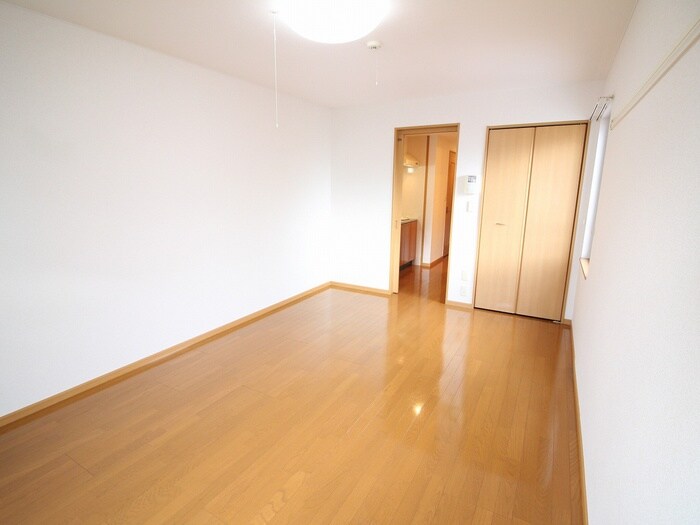 物件内観写真21　(居室)