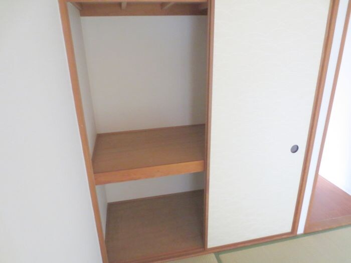 物件内観写真13　(収納)