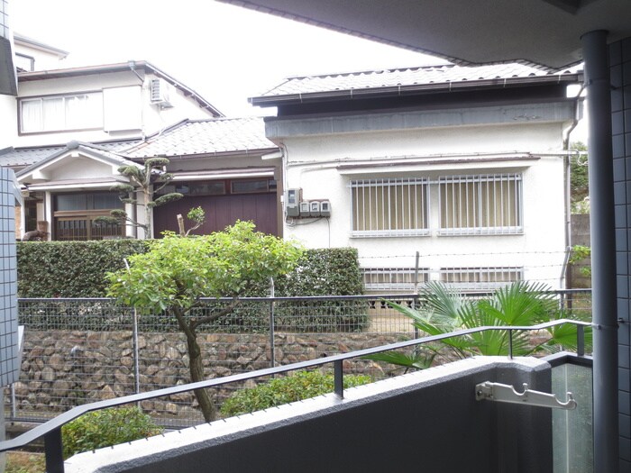 物件内観写真22　(室内からの展望)