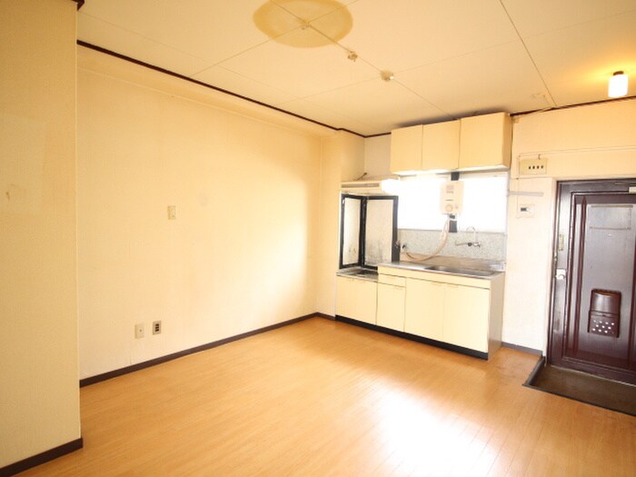 物件内観写真7　(居室)