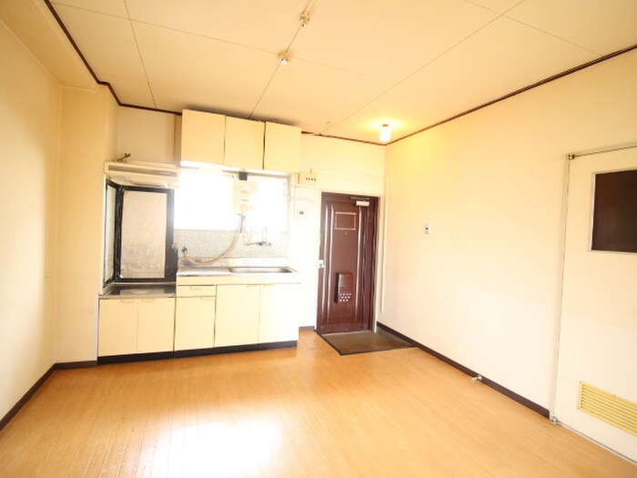 物件内観写真8　(居室)