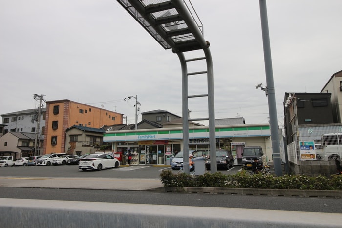 ファミリーマートMYS西住之江２丁目店