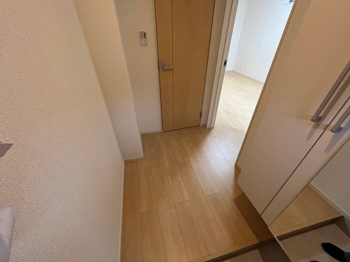 物件内観写真17　(廊下)