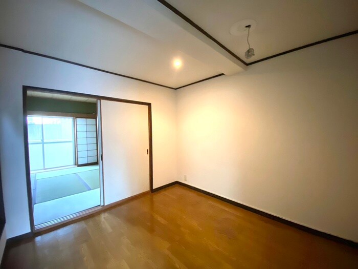 物件内観写真9　(居室)