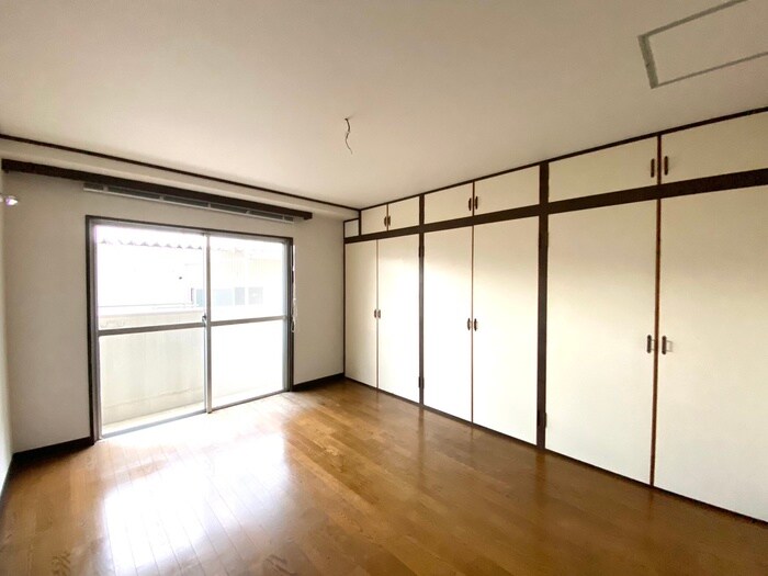 物件内観写真10　(居室)