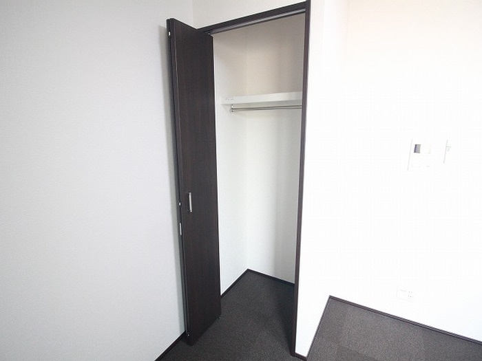 物件内観写真15　(収納)