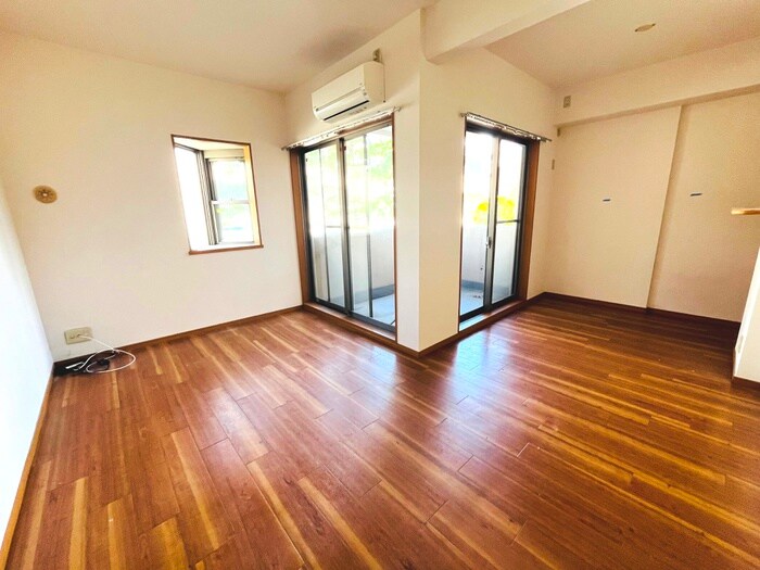 物件内観写真18　(居室)