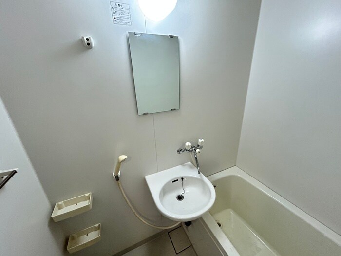 物件内観写真14　(洗面)