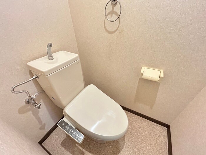 物件内観写真15　(トイレ)