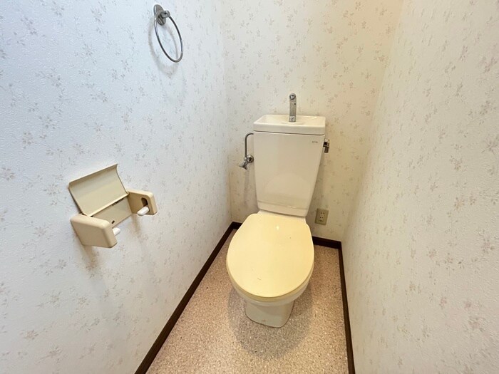 物件内観写真15　(トイレ)