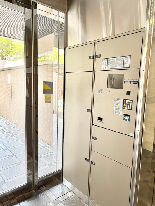 物件外観写真6　(建物設備)