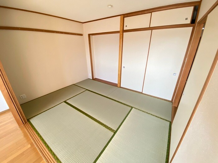 物件内観写真10　(居室)