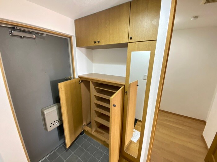 物件内観写真18　(靴箱)