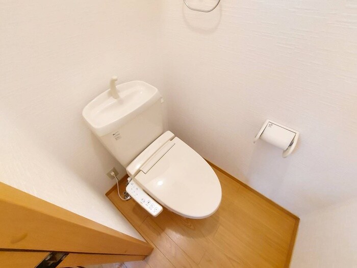 物件内観写真14　(トイレ)