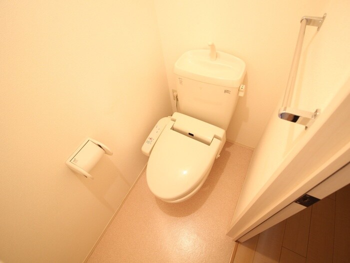 物件内観写真13　(トイレ)