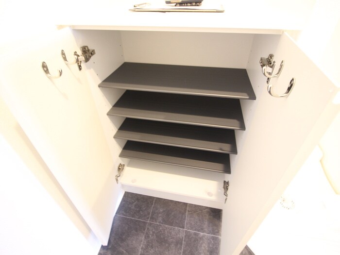 物件内観写真19　(靴箱)