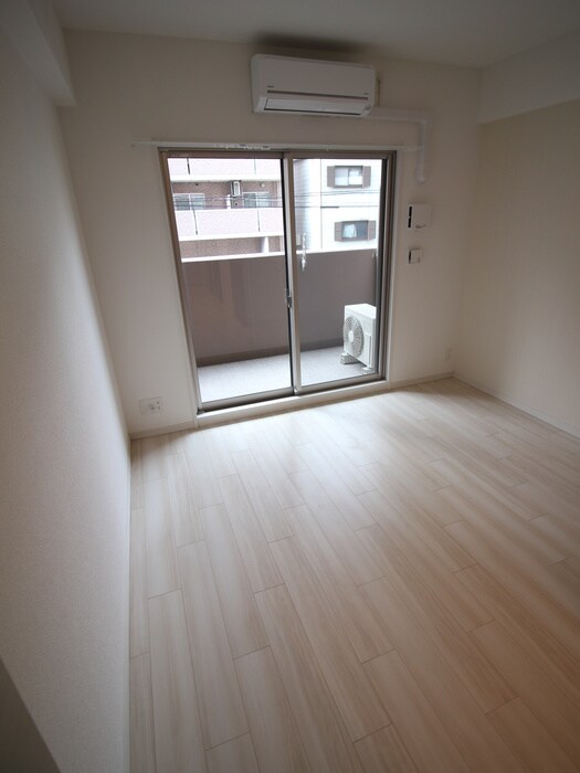 物件内観写真13　(居室)