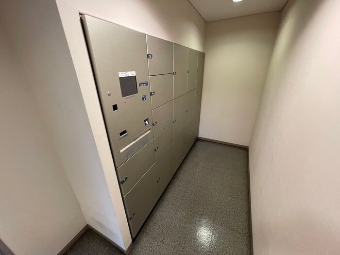 物件外観写真4　(建物設備)