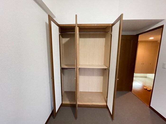 物件内観写真16　(収納)