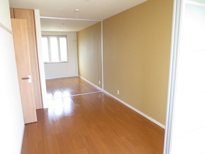 物件内観写真12　(居室)