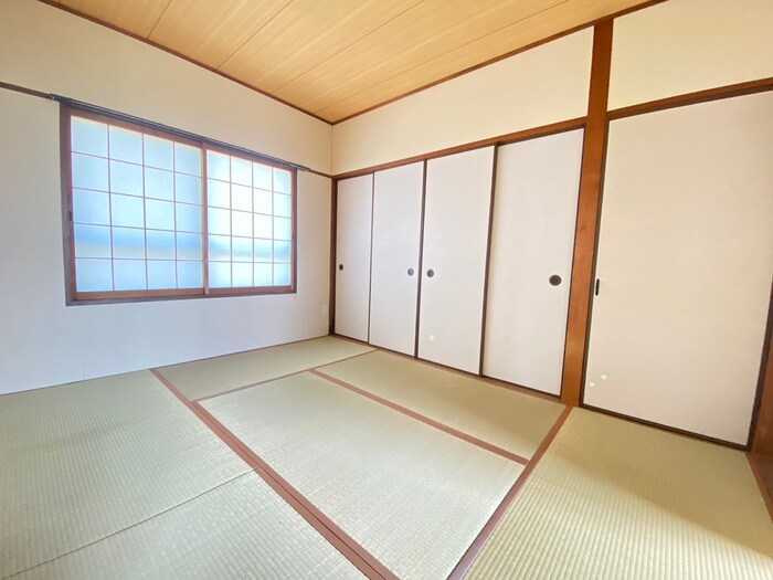 物件内観写真10　(居室)