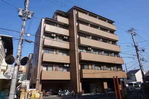 ﾗｲｵﾝｽﾞﾏﾝｼｮﾝ東山壱番館(401)外観写真