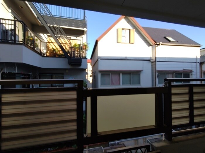 物件内観写真14　(室内からの展望)