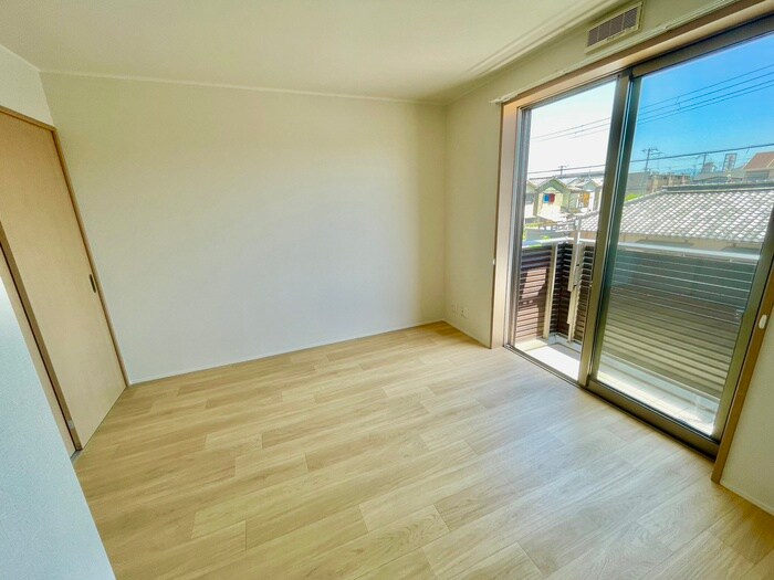 物件内観写真18　(居室)