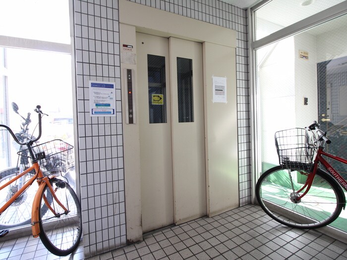 物件外観写真4　(建物設備)